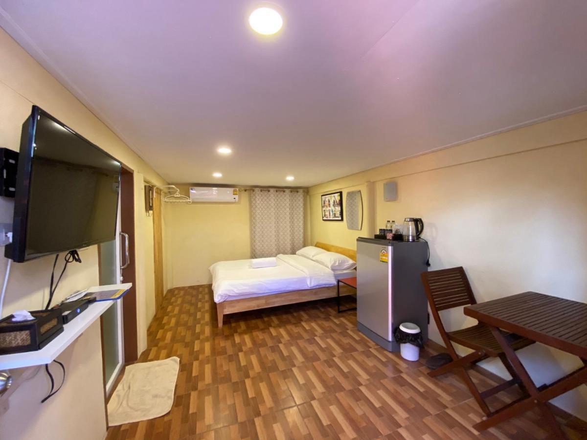 Bed In Beyt Boutique Hotel Nonthaburi Kültér fotó